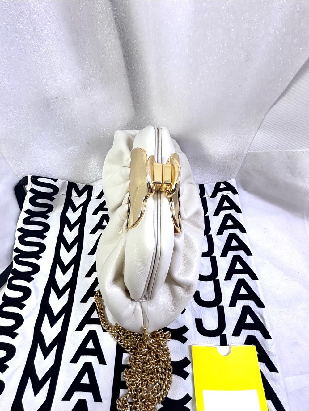 Marc Jacobs The Glam Claw Clip Leather Clutch. Ivory. - Picture 8 of 12